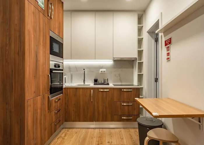 Akicity Real Velvet Lizbona