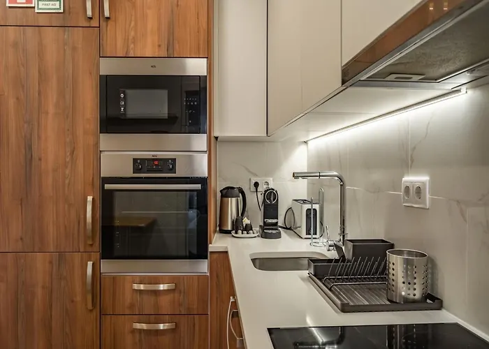 Akicity Real Velvet ליסבון